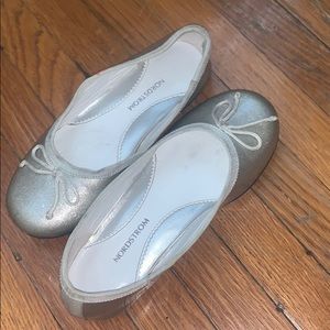 Toddler girls Sliver Norstrom’s slippers